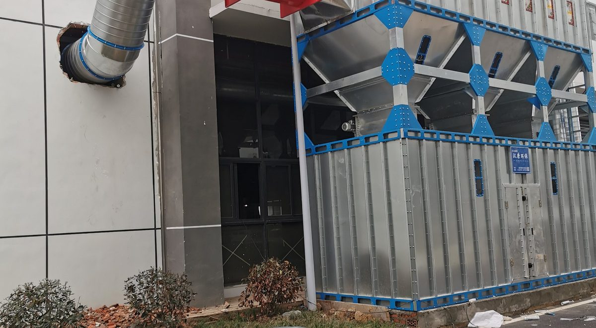 中央除尘系统除尘器主机与主管道安装现场