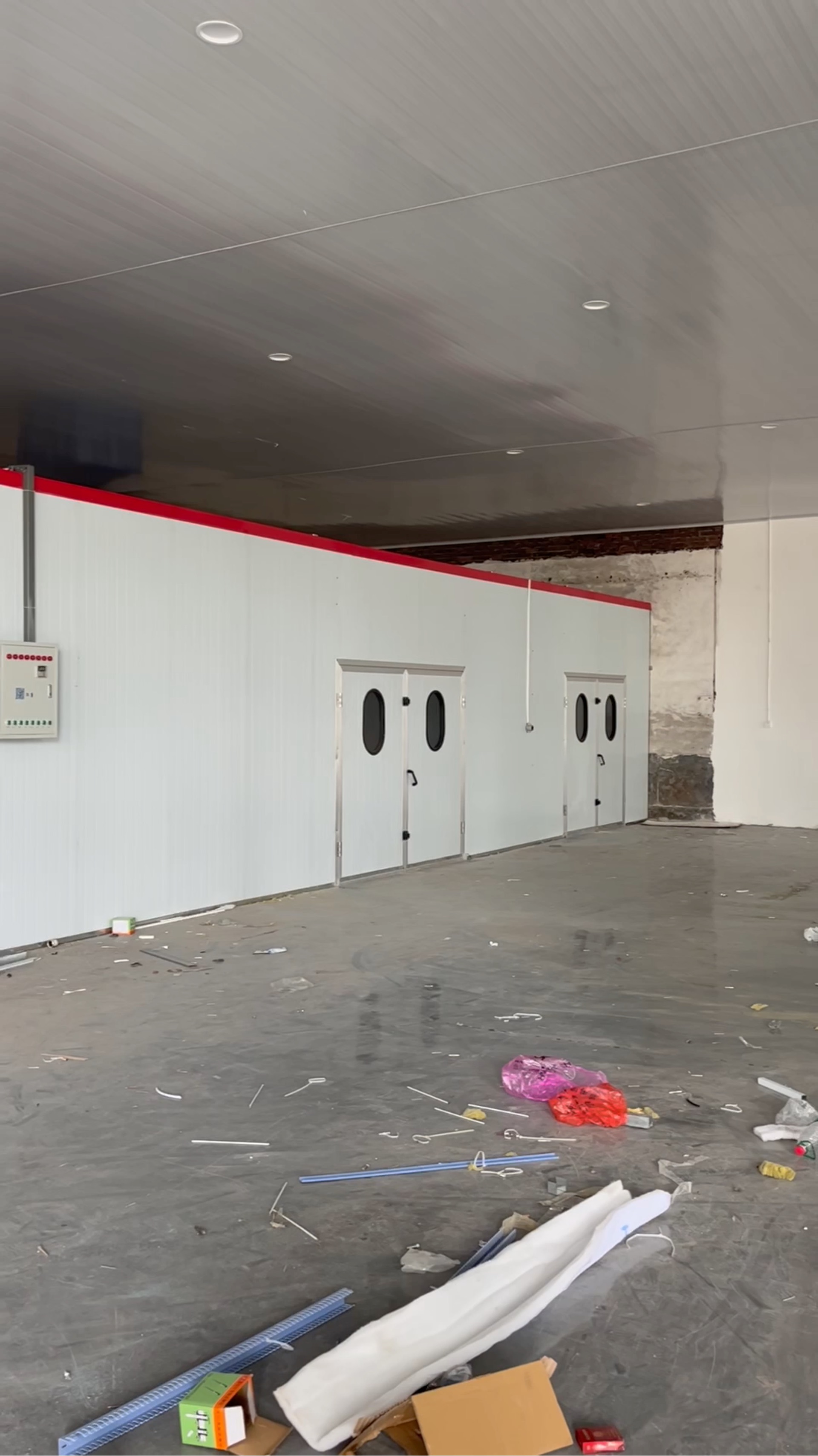 湖南邵阳家具厂无尘喷漆房安装完工全景